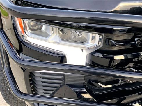 Used 2023 Chevrolet Silverado 1500 LT Trail Boss w/ LT Trail Boss Premium Package AWD/4WD image 27