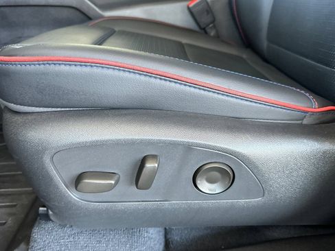Used 2025 Chevrolet Silverado EV RST AWD/4WD image 19
