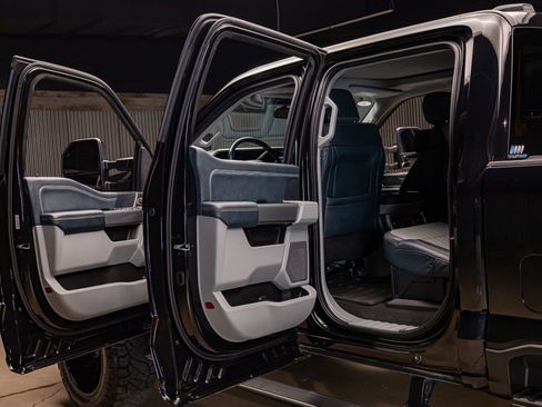 Used 2024 Ford F250 Limited image 29