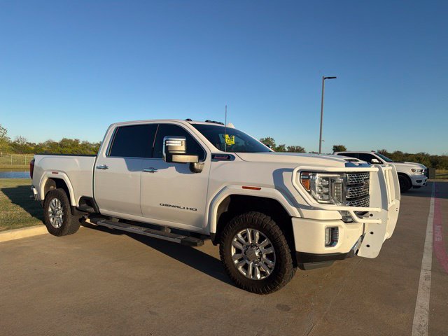 Used 2020 GMC Sierra 2500 Denali w/ Technology Package AWD/4WD image 1