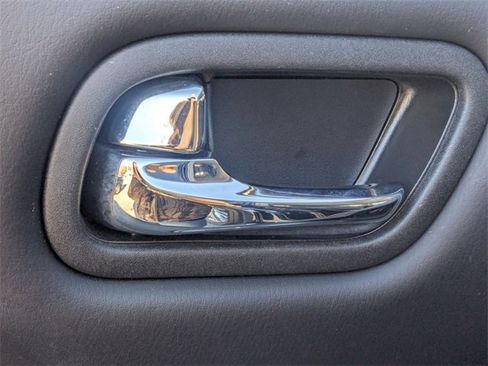 Used 2024 INFINITI QX80 Luxe image 28