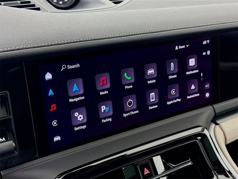 New 2025 Porsche Panamera 4 image 18