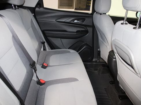Used 2022 Chevrolet TrailBlazer LT FWD image 26