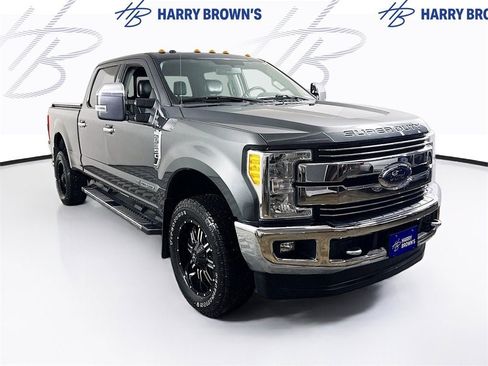 Used 2017 Ford F350 Lariat w/ Chrome Package image 25