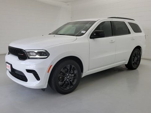Used 2025 Dodge Durango GT w/ Blacktop Package RWD image 1