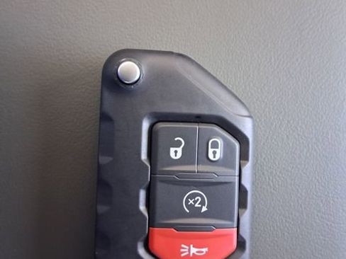 New 2026 Jeep Gladiator Mojave image 28