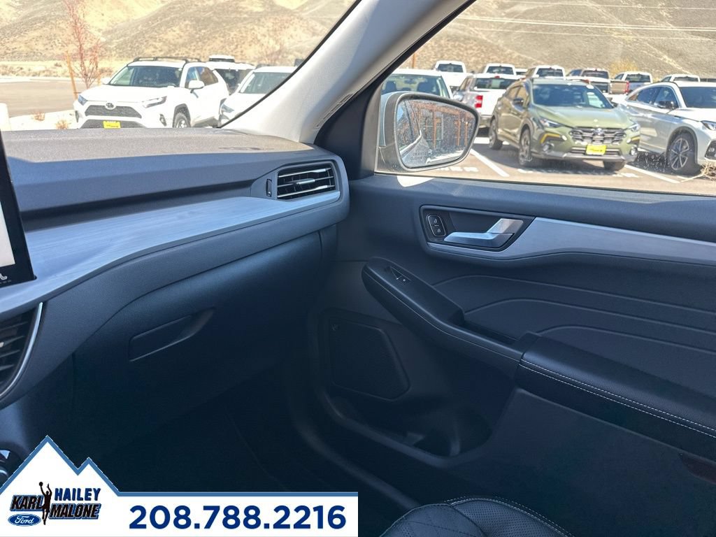 Used 2024 Ford Escape SE w/ PHEV Premium Package FWD image 26