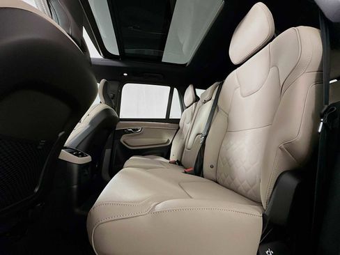 New 2026 Volvo XC90 T8 Plus image 23