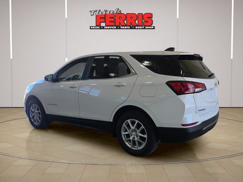 Used 2022 Chevrolet Equinox LT FWD image 7
