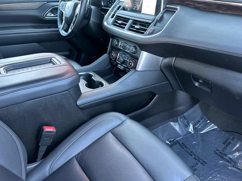 Used 2024 Chevrolet Tahoe Z71 AWD/4WD image 19