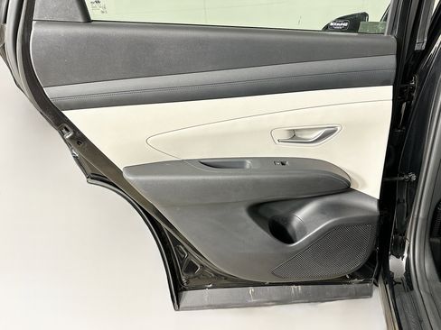 Used 2025 Hyundai Tucson SEL AWD/4WD image 25