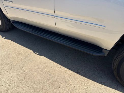 Used 2019 Chevrolet Tahoe LS RWD image 10