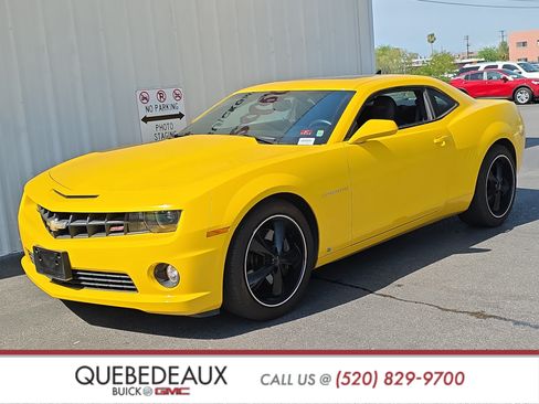 Used 2010 Chevrolet Camaro SS w/ RS Package RWD image 3