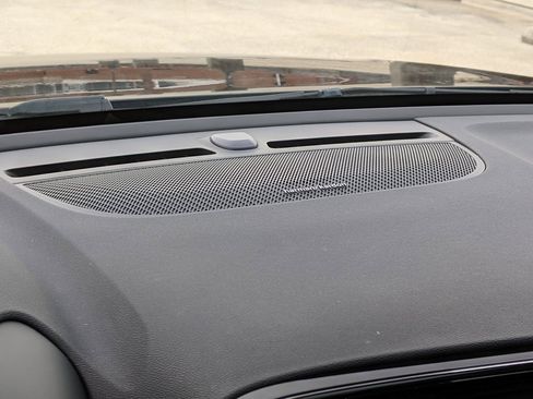 Certified 2023 Volvo XC40 B5 Plus w/ Driver Assist Package image 16