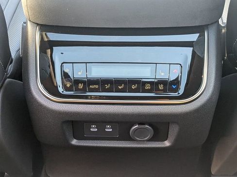 New 2026 INFINITI QX80 Autograph w/ Premium Cargo Package image 14