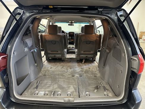 Used 2007 Toyota Sienna LE image 16