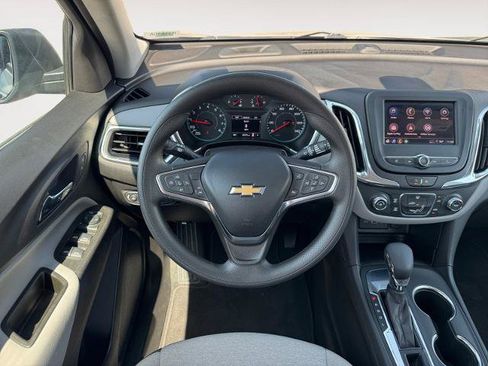 Used 2024 Chevrolet Equinox LS w/ Driver Confidence II Package FWD image 12