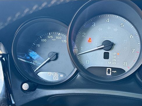 Used 2024 Porsche Macan S image 12