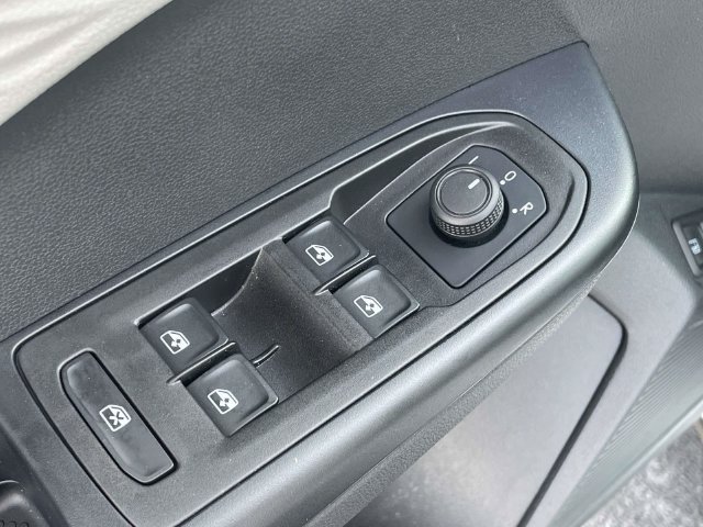 Certified 2024 Volkswagen Taos S FWD image 15