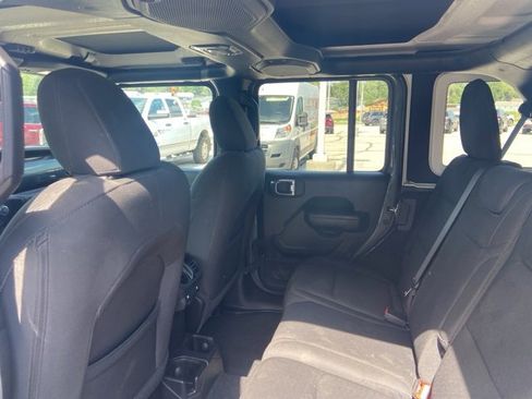 Used 2021 Jeep Wrangler Unlimited Sport image 14