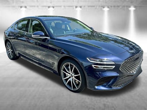 Used 2026 Genesis G70 2.5T RWD image 3
