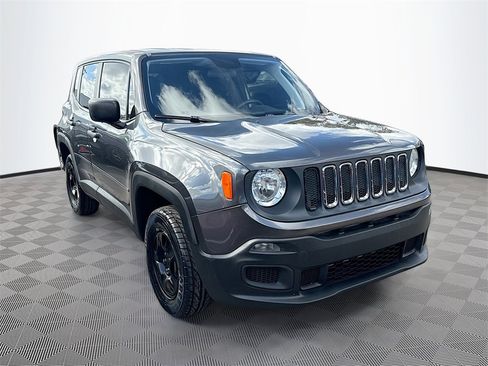 Used 2018 Jeep Renegade Sport w/ Power & Air Group image 4