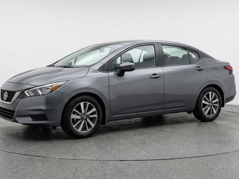 Used 2025 Nissan Versa SV FWD image 3