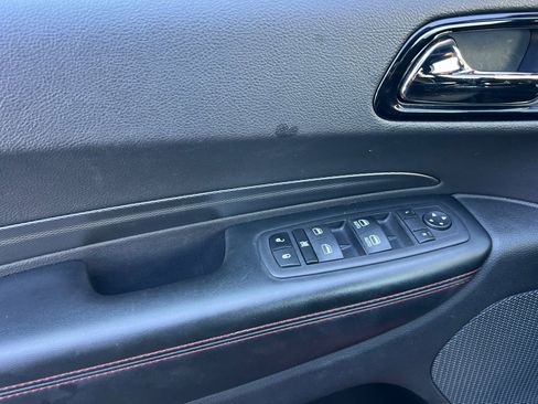 Used 2023 Dodge Durango GT image 11