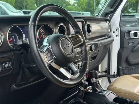Used 2019 Jeep Wrangler Unlimited Rubicon AWD/4WD image 29