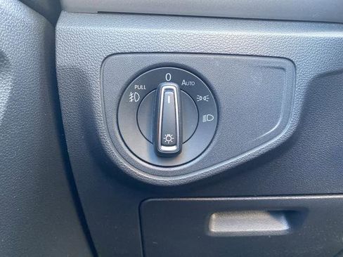 Used 2019 Volkswagen Atlas SEL Premium image 28