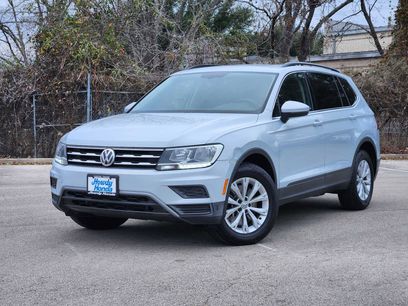 Used 2019 Volkswagen Tiguan SE w/ Panoramic Sunroof Package