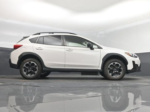 Used 2021 Subaru Crosstrek 2.0i AWD/4WD image 16