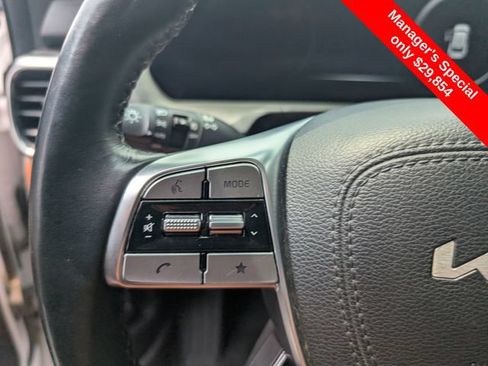 Used 2023 Kia Telluride SX X-Line AWD/4WD image 16