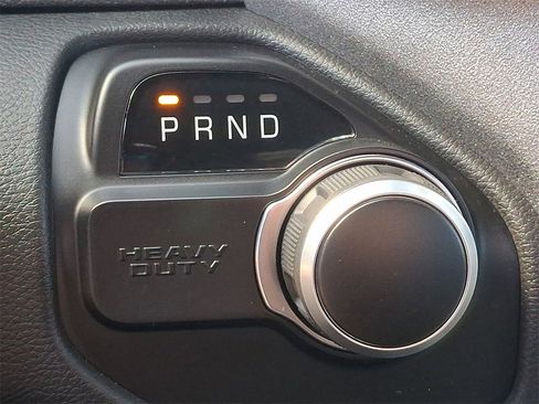 Used 2024 RAM 2500 Tradesman w/ Chrome Appearance Group image 13