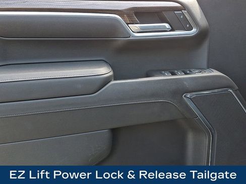 Used 2023 Chevrolet Silverado 1500 LT Trail Boss AWD/4WD image 19