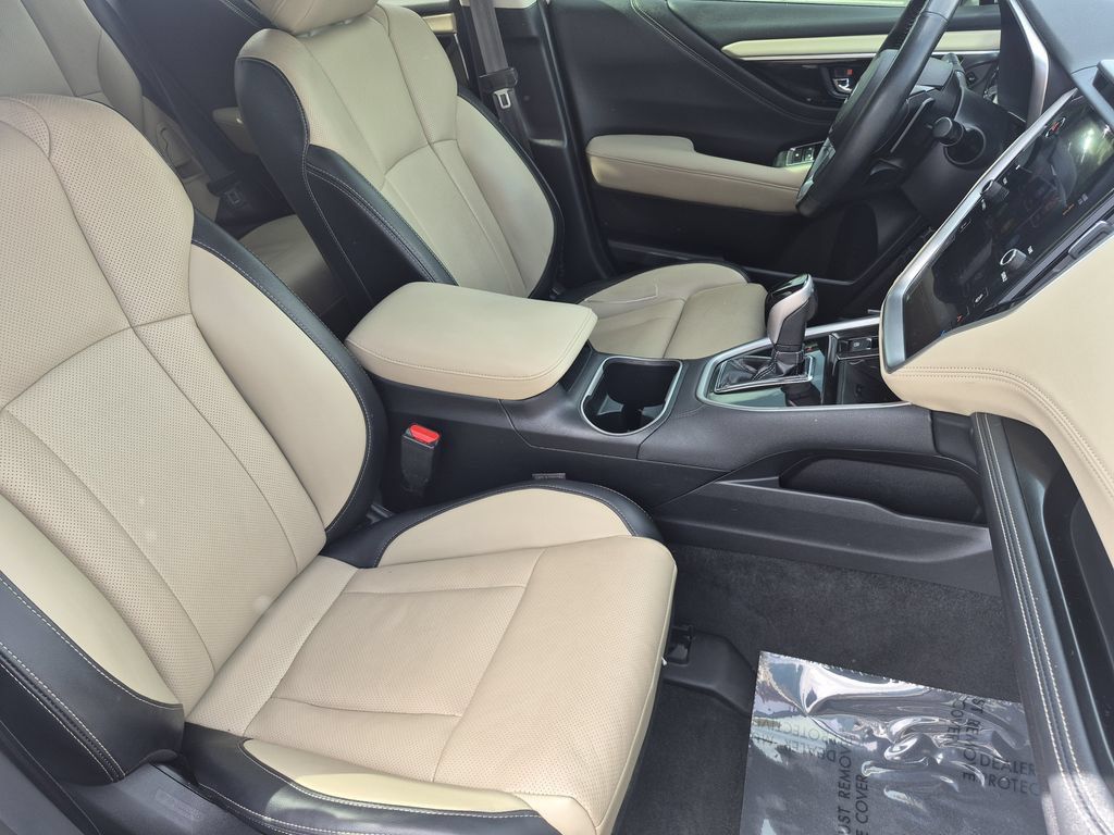 Used 2021 Subaru Outback Limited AWD/4WD image 15