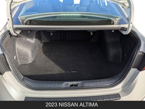 Used 2023 Nissan Altima 2.5 SR w/ SR Premium Package FWD image 20