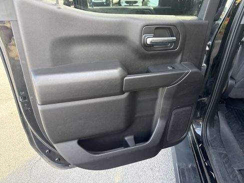 Used 2024 Chevrolet Silverado 1500 Custom Trail Boss AWD/4WD image 21