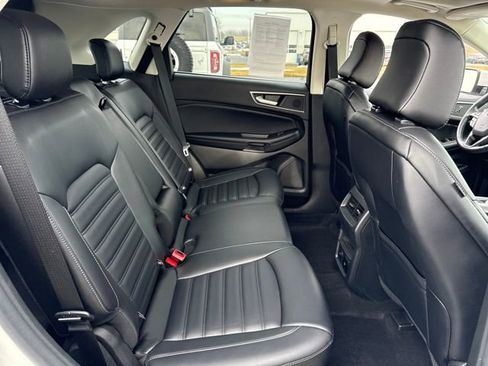Used 2022 Ford Edge SEL w/ Convenience Package image 14
