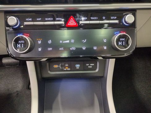 New 2026 Hyundai Tucson Limited image 36