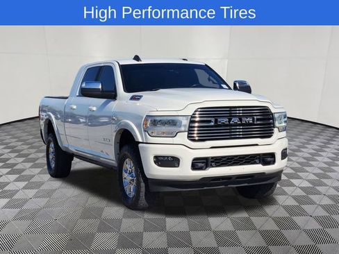 Used 2022 RAM 2500 Laramie AWD/4WD image 2