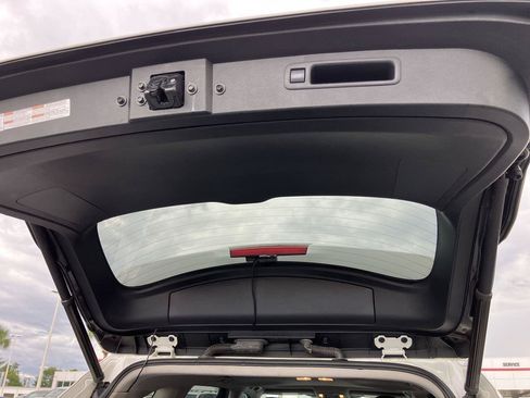 Certified 2020 Toyota Highlander XLE FWD image 27
