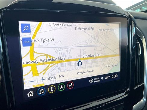 Used 2023 Chevrolet Traverse RS image 31