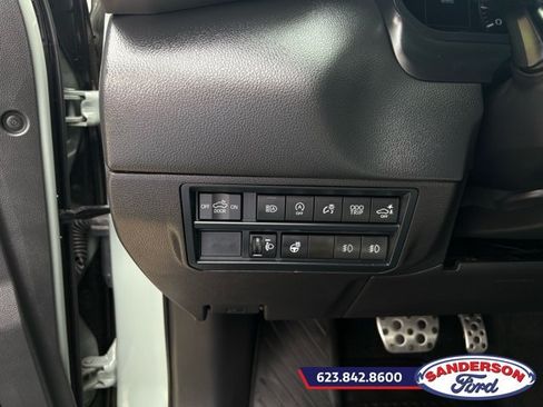 Used 2025 Toyota Tundra Limited w/ TRD Off-Road Package AWD/4WD image 12