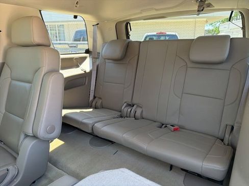 Used 2015 Chevrolet Tahoe LTZ RWD image 14