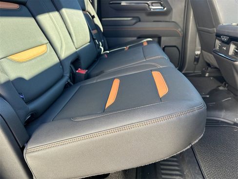 Used 2025 GMC Sierra 1500 AT4 w/ AT4 Premium Package image 16