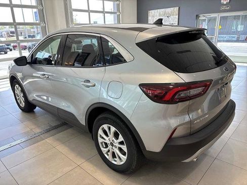 Certified 2024 Ford Escape Active FWD image 5