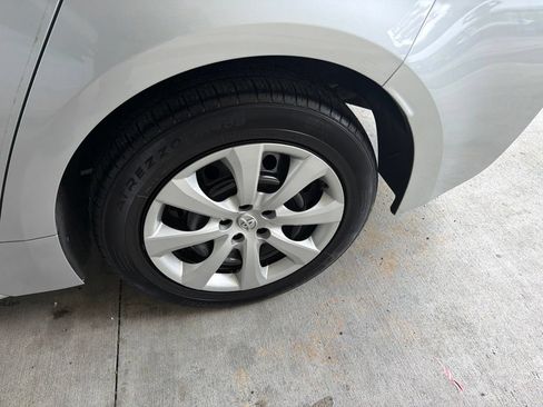 Used 2023 Toyota Corolla LE FWD image 16