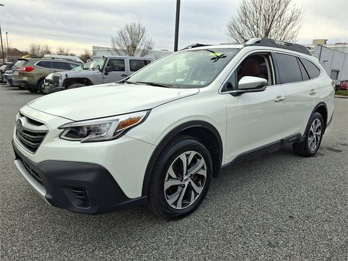 Used 2020 Subaru Outback Touring XT image 3