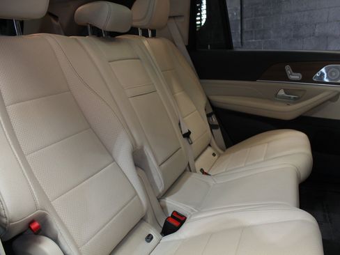 Used 2020 Mercedes-Benz GLS 450 4MATIC image 56